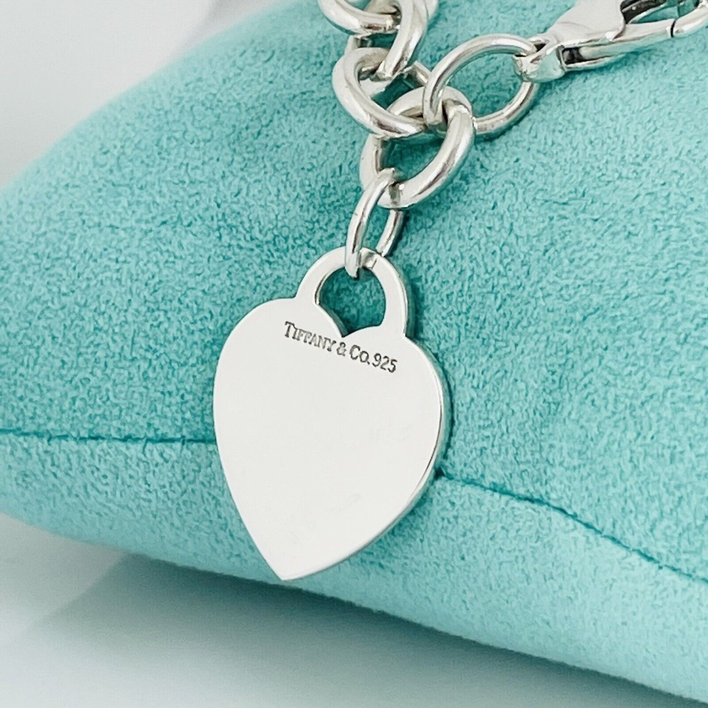 7.5" Tiffany & Co Blank Classic Heart Tag Charm Bracelet in Sterling Silver